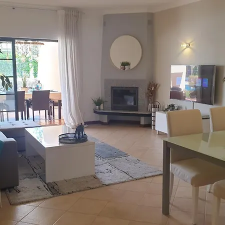 Vilamoura Paradisus Laguna With Patio And Pool Apartment